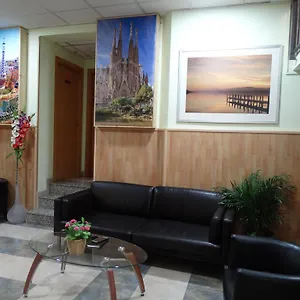 https://hostal-mont-thabor.topbarcelonahotels.com